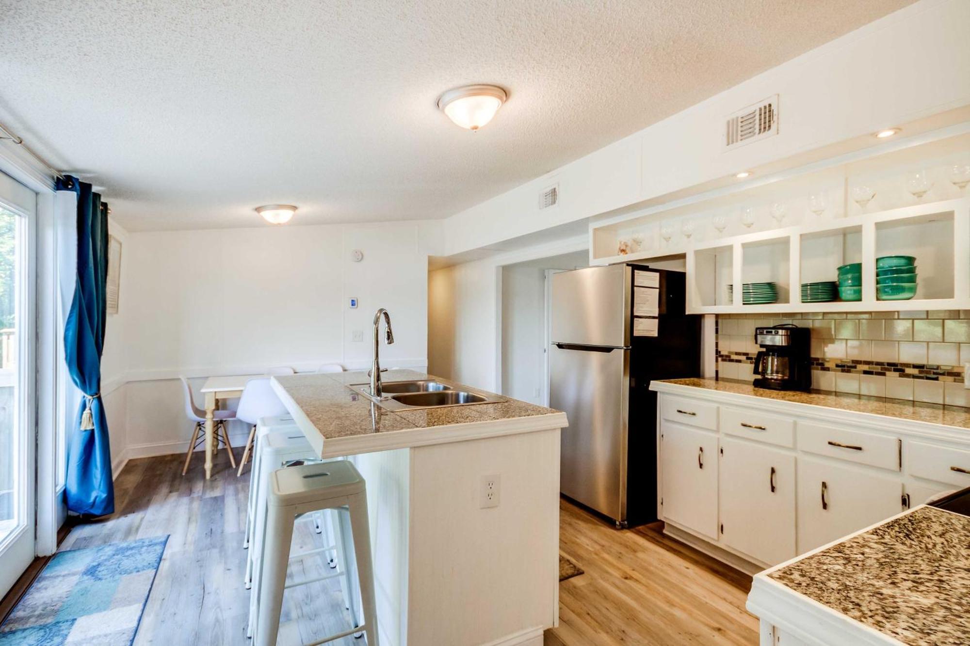 Stunning Pensacola Home, 8 Mi To Downtown! Kültér fotó